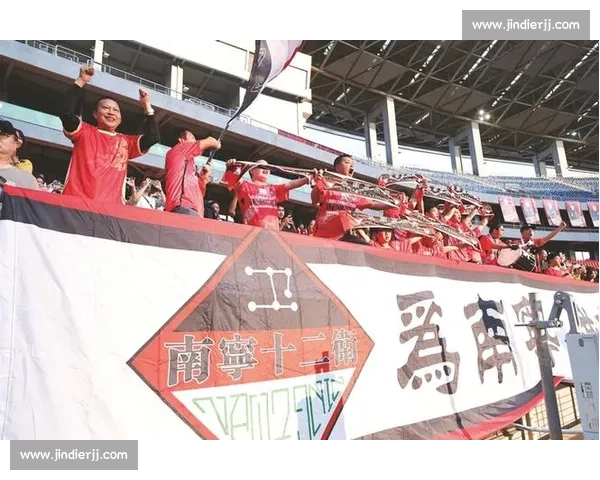 广西恒宸加冕中乙冠军!书写八桂足球新史诗 广西恒宸加冕中乙冠军!书写八桂足球新史诗