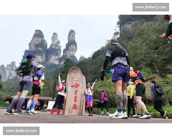 峰林终见顶!2025XTERRA 武陵源站完赛记 峰林终见顶!2025XTERRA 武陵源站完赛记