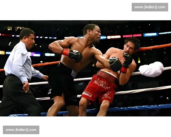 帕奎奥对决莫斯利世纪之战速度力量与经验的巅峰碰撞拳坛传奇之夜