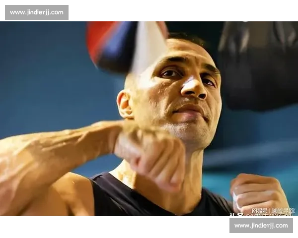 小克里琴科对阵桑德斯的震撼一战与拳坛风云经典传奇之夜全记录